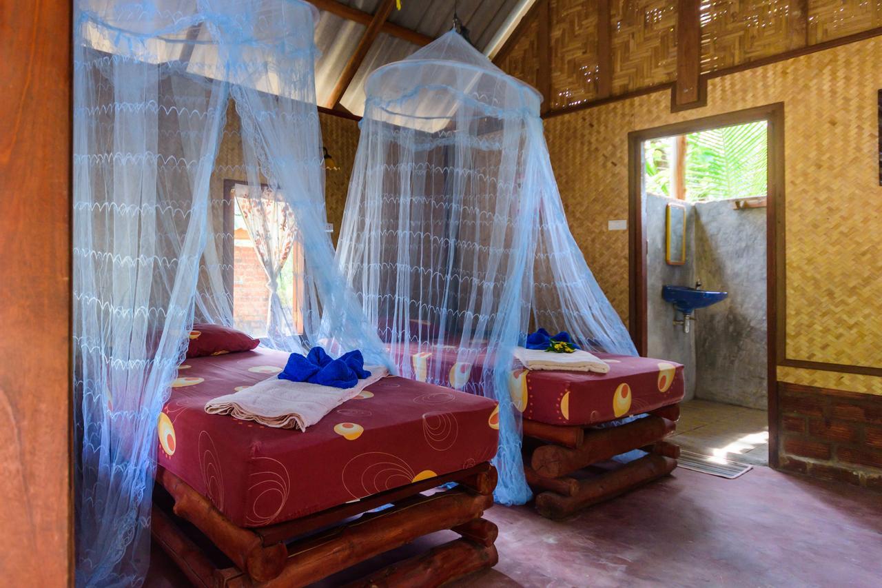 Rakkan Resort Ko Phra Thong エクステリア 写真